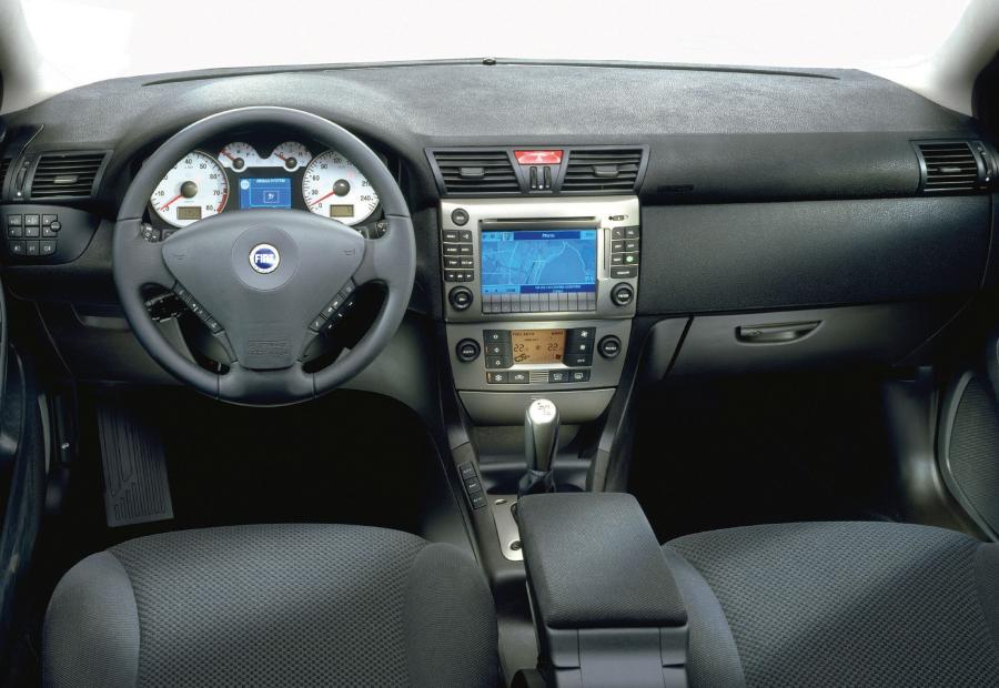  Fiat Stilo 2002 года  (фото 89 из 177)